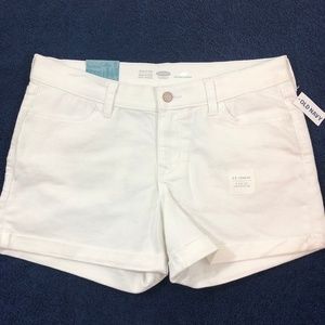 NWT Old Navy White Cuffed Denim Semi-Fitted Shorts